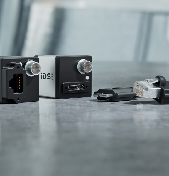IDS cameras with USB and GigE ports and matching cables