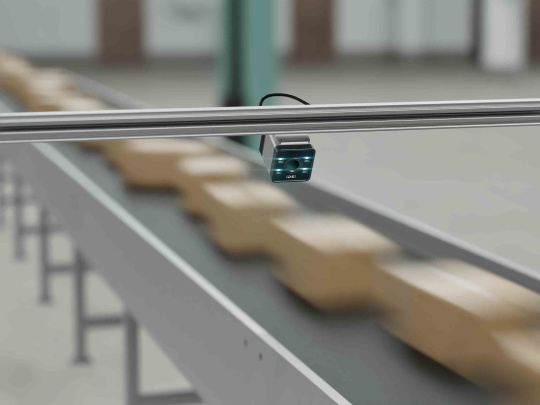 Nion 3D camera above a conveyor belt carrying parcels