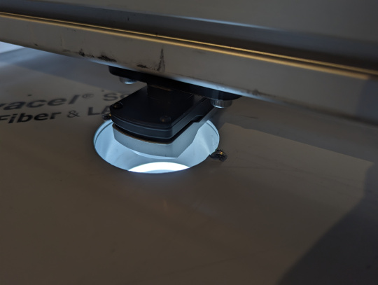 uEye XC looks down through opening; integrated lighting ensures uniform illumination