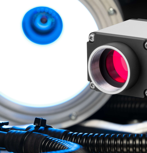 Fully automated, visual end-of-line inspection with AI performs complex controls