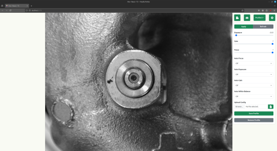 Screen shows a defective component and the menu with the camera settings