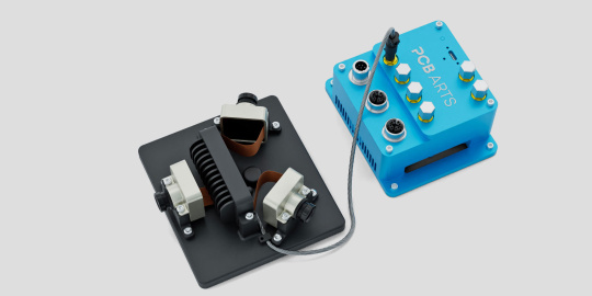 GMSL2 Discovery Kit with dual-head camera module and PCB-Arts embedded PC