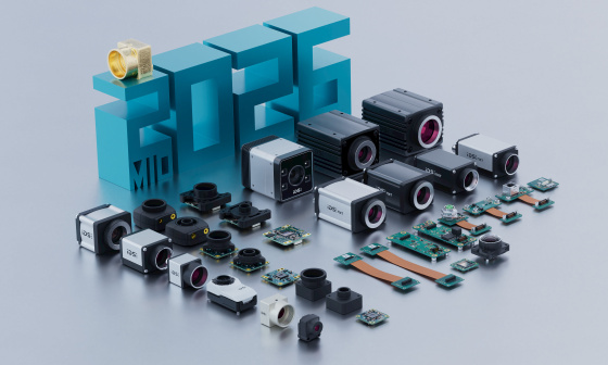 3D number 2026, golden camera on the 2, with the IDS camera range arranged in a rectangle in front of it