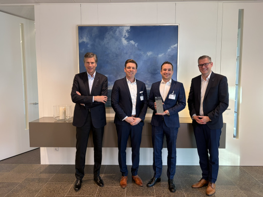 TRUMPF Supplier Award for IDS: Handover to Jan Hartmann & Alexander Lewinsky